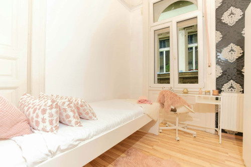 Kazinczy utca - Gallery - 8