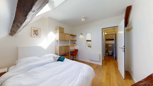 Lucette - Private Room (11)