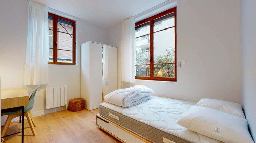Lyot - Room S (1)