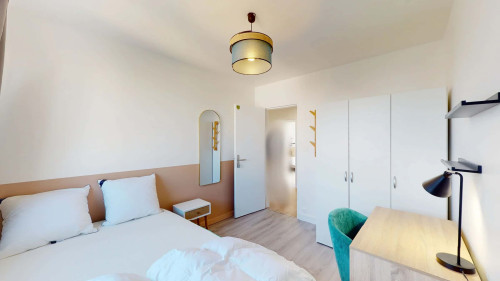 Nantes Mandel 2 - Private Room (5)