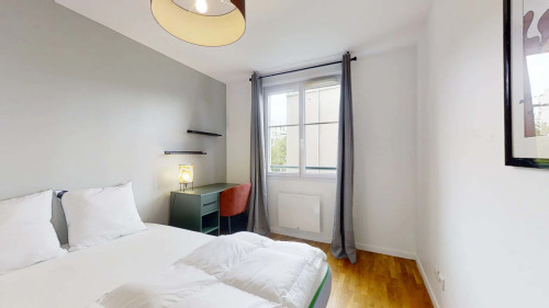 Lyon Jean 23 - Private Room (1)