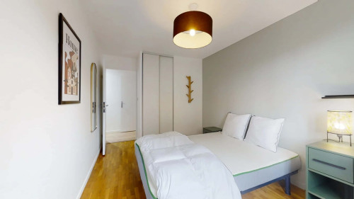 Lyon Jean 23 - Private Room (1)