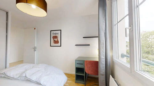 Lyon Jean 23 - Private Room (3)