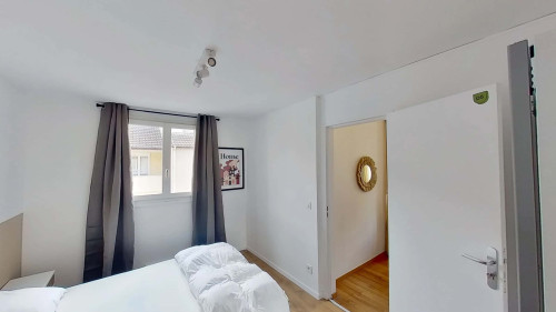 Gennevilliers Legall - Private Room (5)