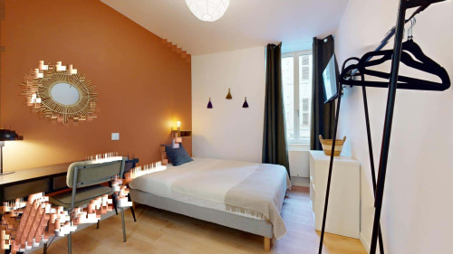 Chambre 1 - LACAZE A