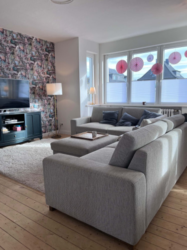 Apartment in Göttinger Landstraße, Hemmingen for 200 m² with 5 bedrooms