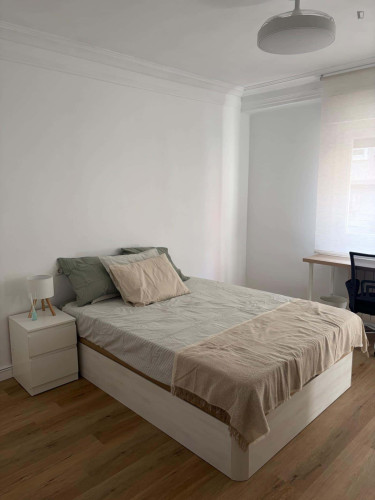 Apartment in Calle de Vidal de Canellas, Zaragoza for 67 m² with 4 bedrooms - Gallery - 22