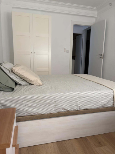 Apartment in Calle de Vidal de Canellas, Zaragoza for 67 m² with 4 bedrooms - Gallery - 13
