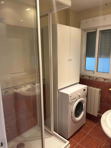 Apartment in Calle de Vidal de Canellas, Zaragoza for 67 m² with 4 bedrooms - Gallery - 16