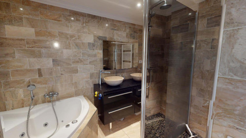 Room in Rue Alphonse Allais, Saint-Martin-d'Hères for 64 m² with 4 bedrooms - Gallery - 10