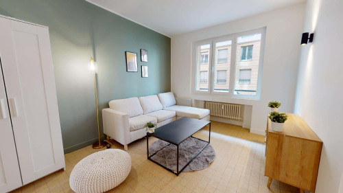 Room in Rue Barrier, Lyon for 77 m² with 4 bedrooms - Gallery - 14