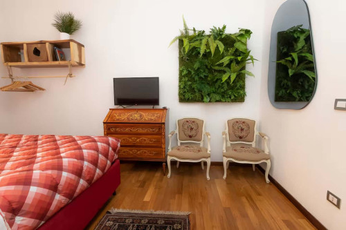 Apartment in Via Luigi Settembrini, Milano for 110 m² with 2 bedrooms