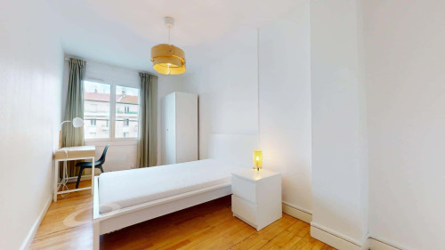 Room in Rue Charles Lory, Grenoble for 88 m² with 4 bedrooms - Gallery - 20