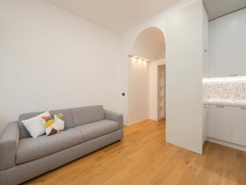 Farini - Incantevole bilocale in zona Isola - Gallery - 22