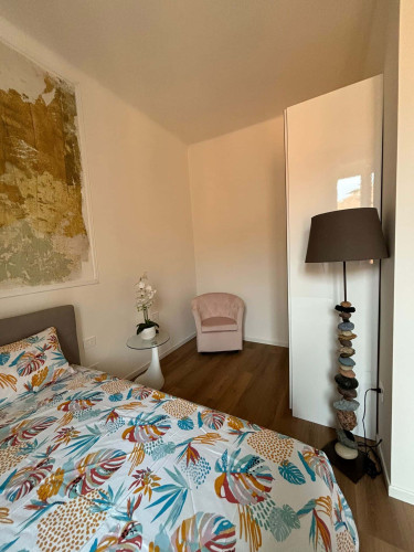 Venini - Accogliente trilocale in zona Loreto - Gallery - 10