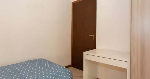 Posto letto 3 in camera condivisa in appartamento con 4 camere a Sesto San Giovanni - Gallery - 10