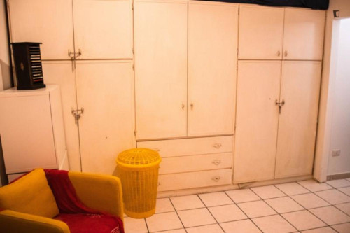 Single bedroom, with private bathroom, in 4-bedroom apartment - Gallery - 9