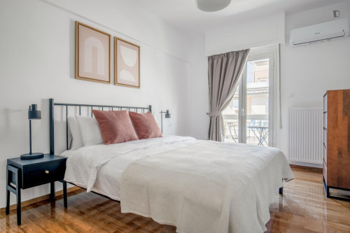 Tasteful 1-bedroom flat in Neapoli