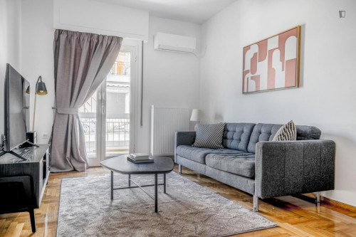 Tasteful 1-bedroom flat in Neapoli - Gallery - 5