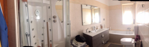 Single bedroom, with balcony, in 3-bedroom apartment - Gallery - 7