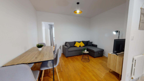 Room in Rue Delandine, Lyon for 98 m² with 6 bedrooms - Gallery - 5