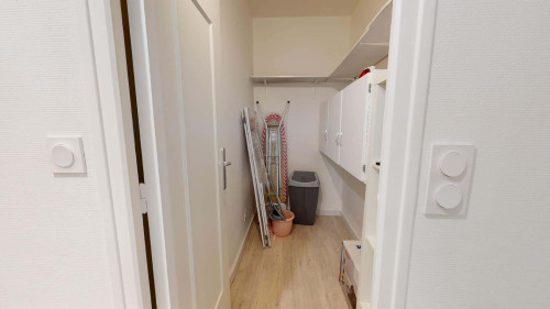 Room in Rue Delandine, Lyon for 98 m² with 6 bedrooms - Gallery - 16