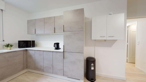 Room in Rue Delandine, Lyon for 98 m² with 6 bedrooms - Gallery - 13
