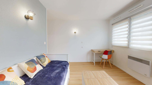 Apartment in Avenue Général de Gaulle, Bron for 20 m² with 1 bedroom