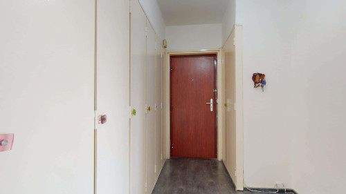 Room in Rue des Érables, Lyon for 82 m² with 3 bedrooms