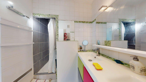 Room in Rue des Érables, Lyon for 82 m² with 3 bedrooms - Gallery - 6