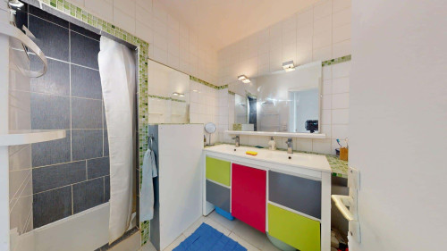 Room in Rue des Érables, Lyon for 82 m² with 3 bedrooms - Gallery - 5
