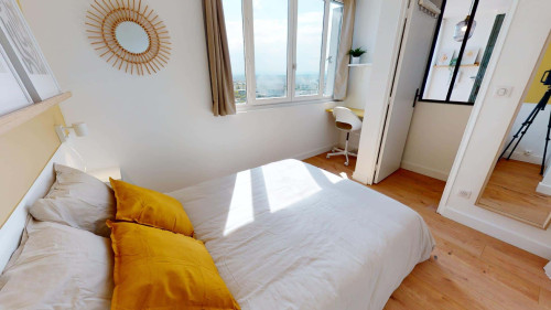 Room in Rue Edouard Branly, Bron for 85 m² with 5 bedrooms - Gallery - 16