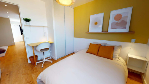 Room in Rue Edouard Branly, Bron for 85 m² with 5 bedrooms - Gallery - 15