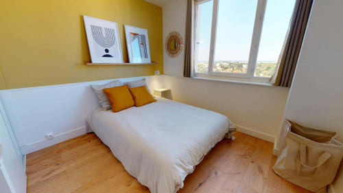 Room in Rue Edouard Branly, Bron for 85 m² with 5 bedrooms - Gallery - 17