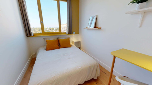 Room in Rue Edouard Branly, Bron for 85 m² with 5 bedrooms - Gallery - 16