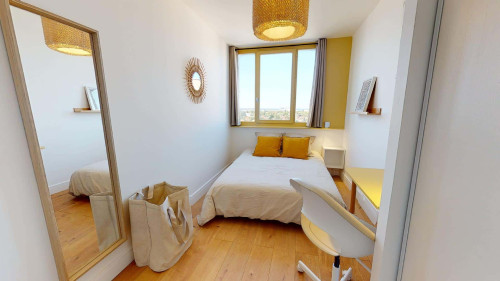 Room in Rue Edouard Branly, Bron for 85 m² with 5 bedrooms - Gallery - 17