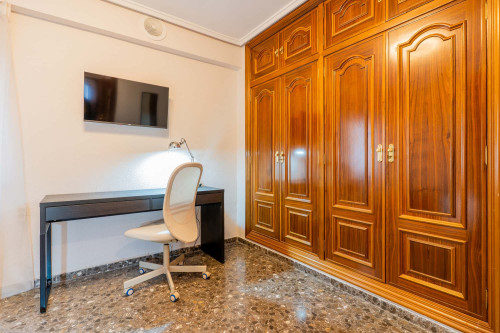 Habitación 6 - 42 Burjassot 93 -pta 11
