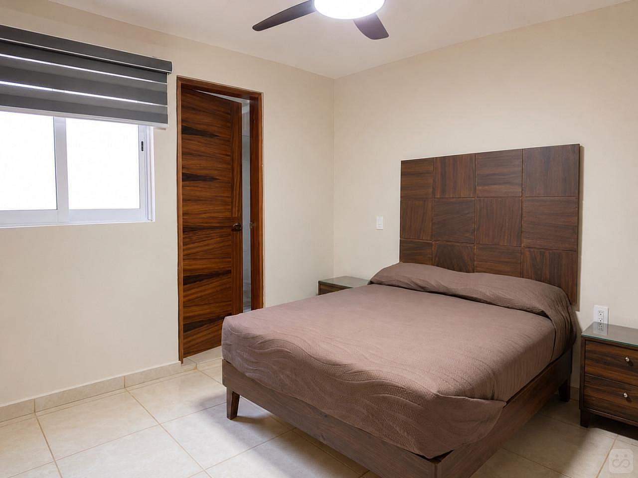 Room With Double Bed, Private Bathroom And Fan - 3