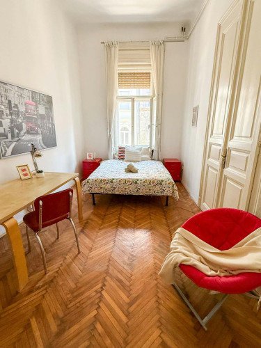 Vörösmarty utca, Budapest