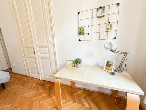 Vörösmarty utca, Budapest