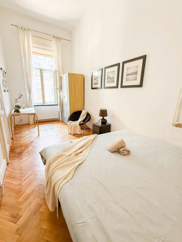 Vörösmarty utca, Budapest