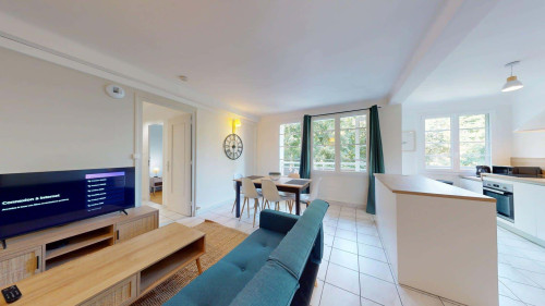 Room in Avenue Barthélémy Buyer, Lyon for 67 m² with 3 bedrooms - Gallery - 14