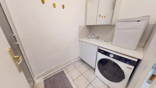 Room in Avenue Barthélémy Buyer, Lyon for 67 m² with 3 bedrooms - Gallery - 6