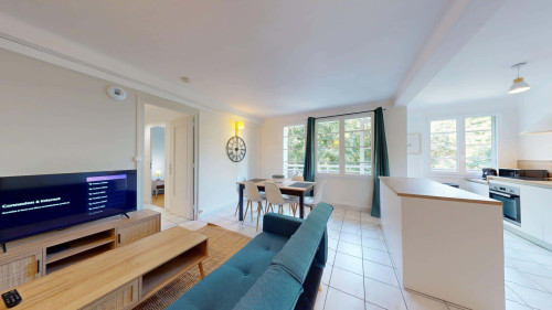Room in Avenue Barthélémy Buyer, Lyon for 67 m² with 3 bedrooms - Gallery - 10