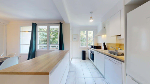 Room in Avenue Barthélémy Buyer, Lyon for 67 m² with 3 bedrooms - Gallery - 8