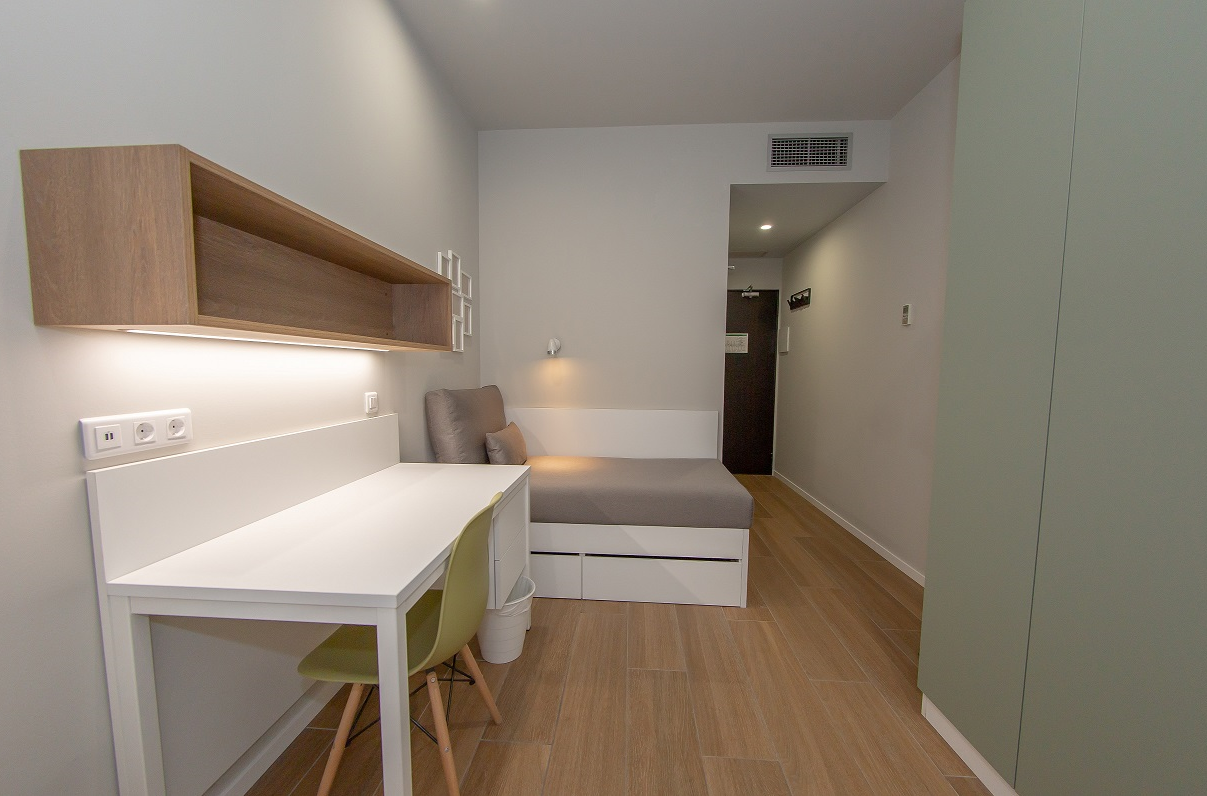  Individual Large Room With Private Terrace  -  Xior Paseo de Gracia  - Gallery -  1