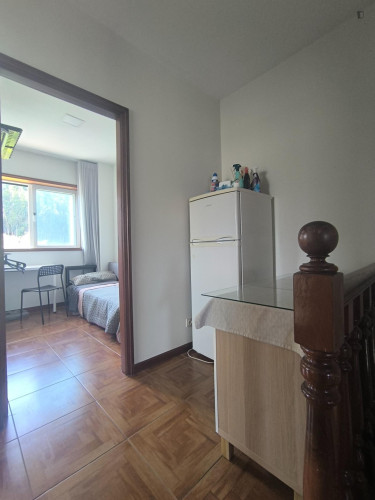 Sunny single bedroom