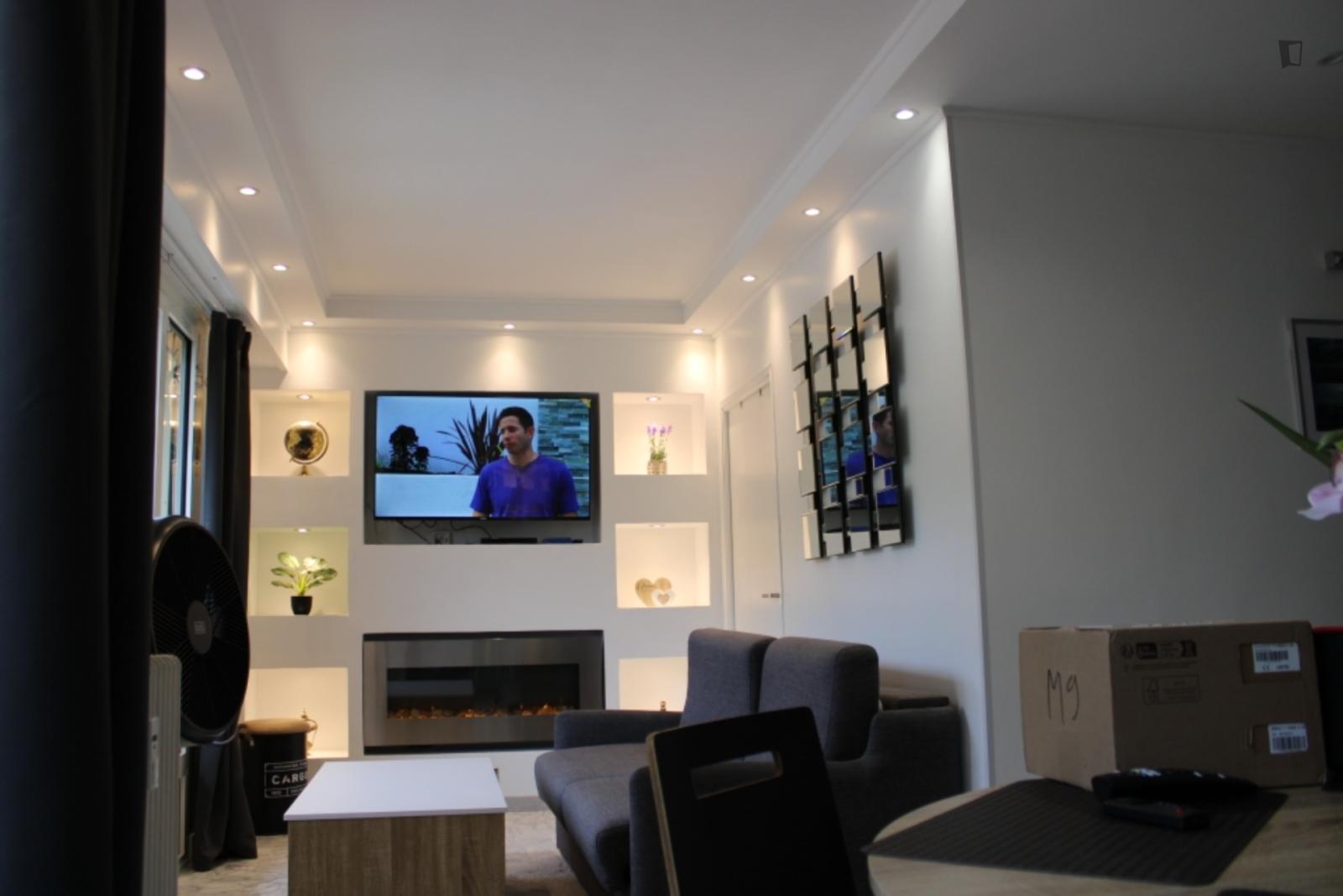 Bright And Modern 3-Bedroom Flat In Saint Maurice - 1