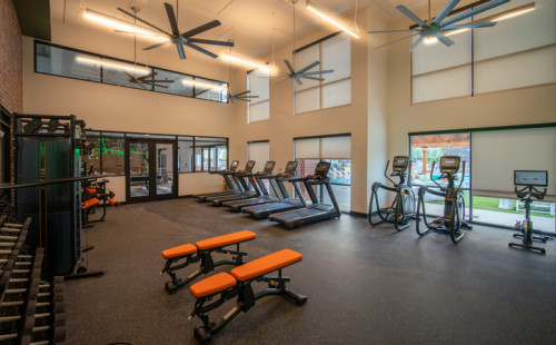 Signature Hartwell Village - Gallery - 26