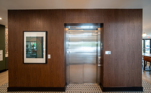 Signature Hartwell Village - Gallery - 6